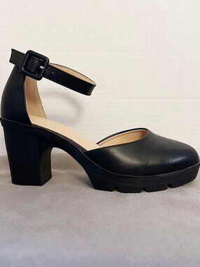 DADAWEN Women's Closed Toe Low Block Chunky Heels, black size 5.5